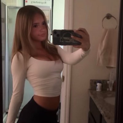 haileylovesbwc's profile picture