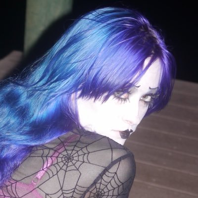 SpoiledDeer's profile picture