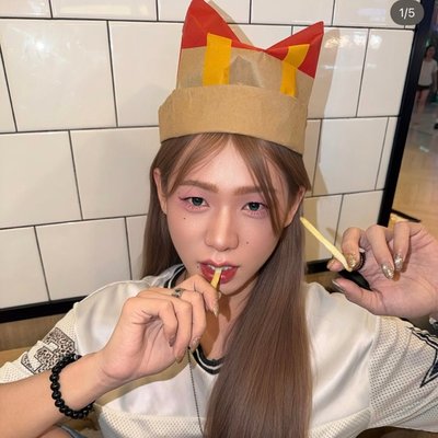 Mewxbkkx's profile picture