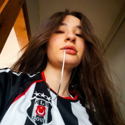 zzeyneppbjk's profile picture
