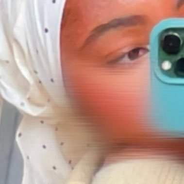 𓍼 عائشة's profile picture