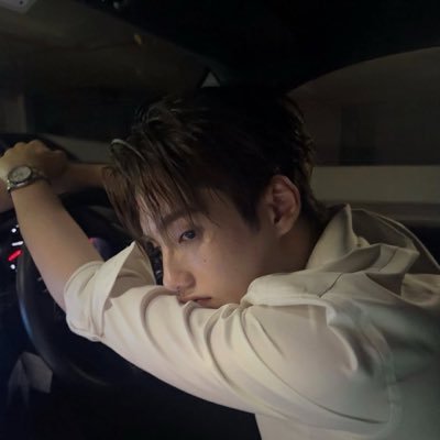 𝕿𝖍𝖔𝖗𝖓✿-'s profile picture