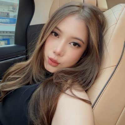 tania's profile picture