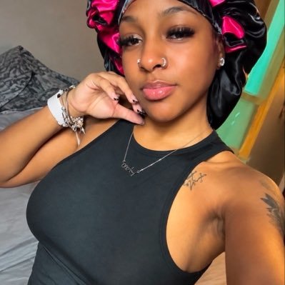 Neveah's profile picture