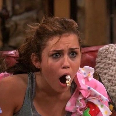 helena ◡̈'s profile picture