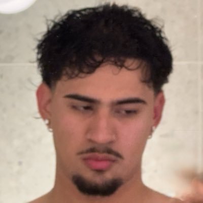 noiraries's profile picture