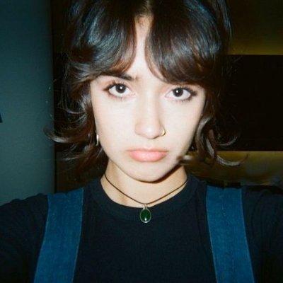 watchingirl's profile picture