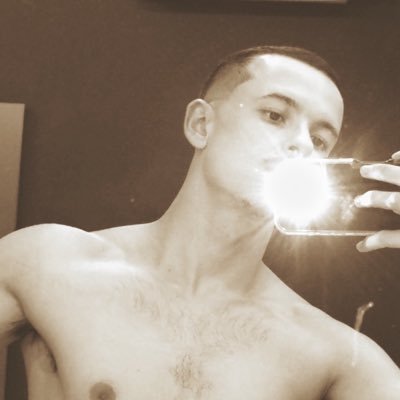 ˞ ˞'s profile picture