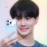 hales saw enha's profile picture