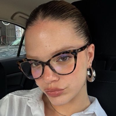 f's profile picture