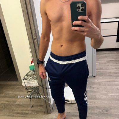 archie_vvenkaa's profile picture