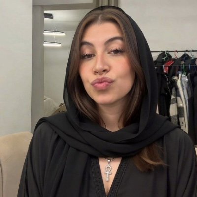 moda🫦's profile picture