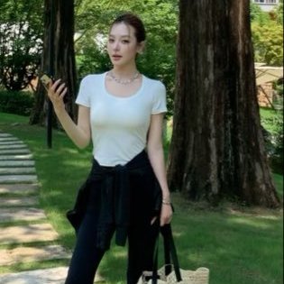 caijingtingting's profile picture