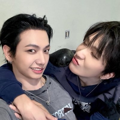 woonmyungzip's profile picture