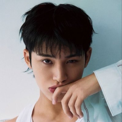 shinyu uchiha's profile picture