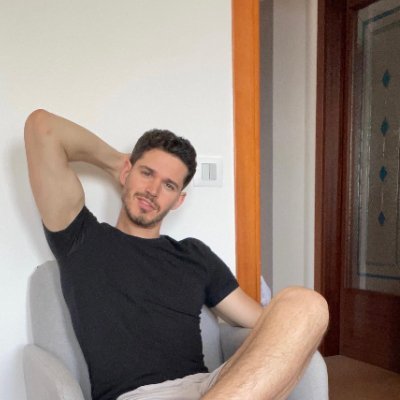 Bae's profile picture