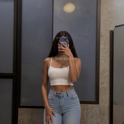 elisacuriosa's profile picture