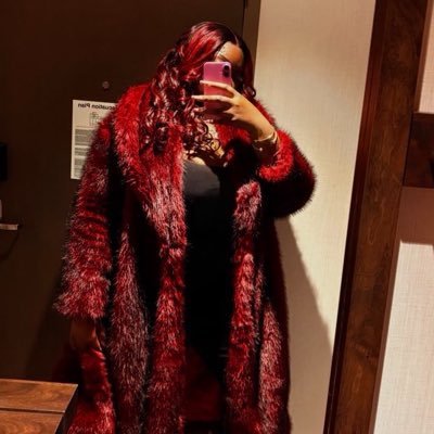 pixelatedBoobs's profile picture