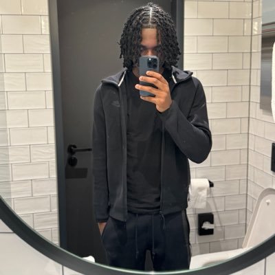 ٴ឵'s profile picture