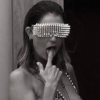 𝓥𝓮𝓻𝓪 𝓫𝓮𝓭𝓭𝓲𝓮 🐈⬛'s profile picture