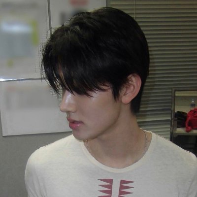 sze's profile picture