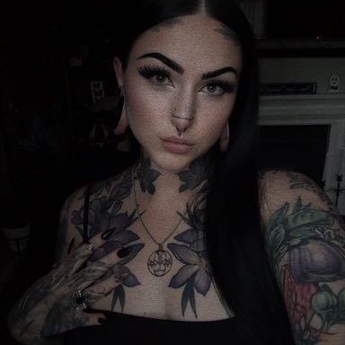 ladyylobes's profile picture