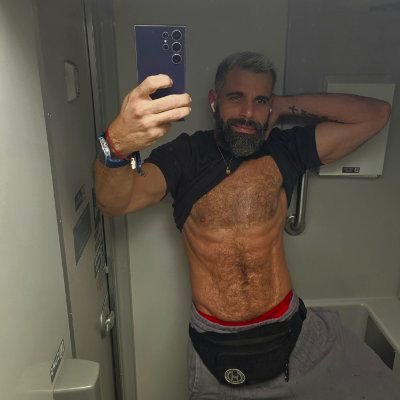 Pandadaddydaddy's profile picture