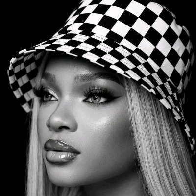 enechisarah6's profile picture