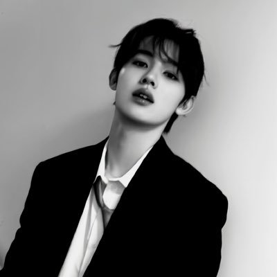 Vier.'s profile picture