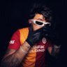 𝔐's profile picture