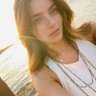 nesli's profile picture