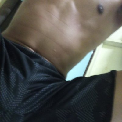 tongnavy596080's profile picture
