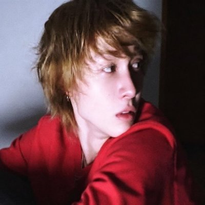 ★'s profile picture