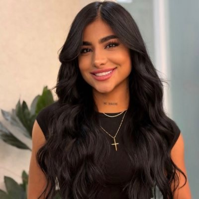 ElenaQuijije2's profile picture