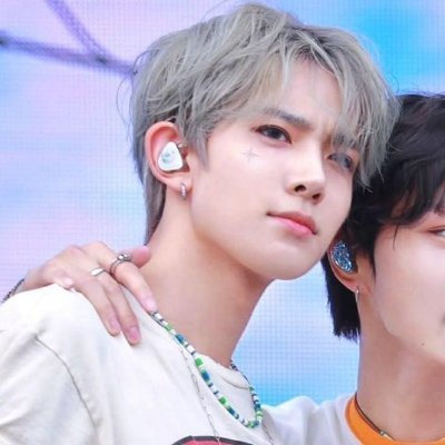 lus⁷☾'s profile picture