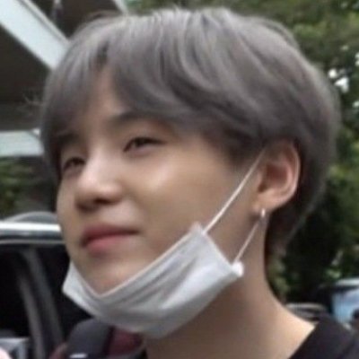 jungoopeupeu's profile picture