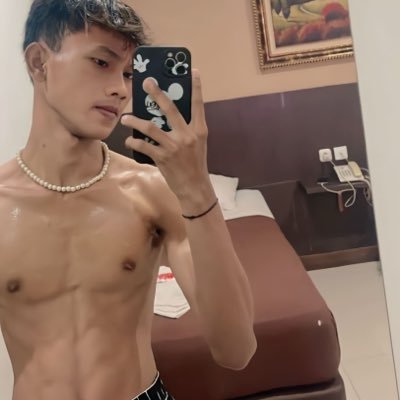 SI HITAM MANIS's profile picture