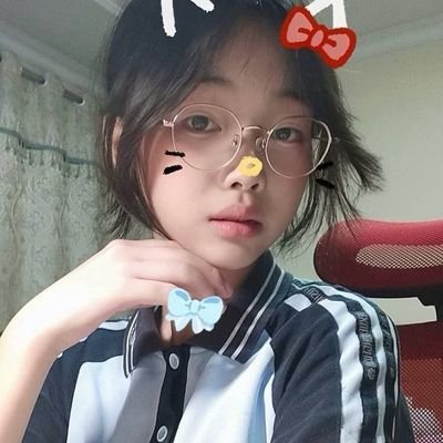 Còn Trinh's profile picture