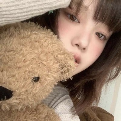 melintaes's profile picture