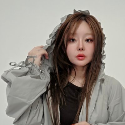 100yenshoplove_'s profile picture