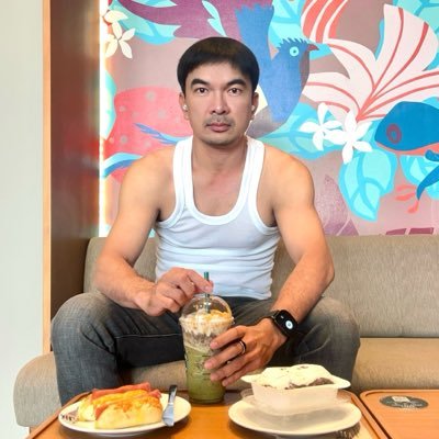 surasit_ton's profile picture