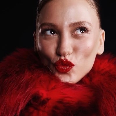 YAZIKLAR OLSUN's profile picture