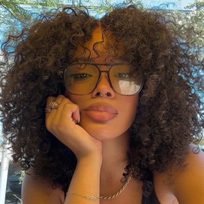 brookelivs's profile picture