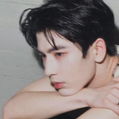 𝐲𝐮𝐞 | Kusuriya 💋's profile picture