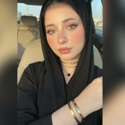 مَيْ's profile picture