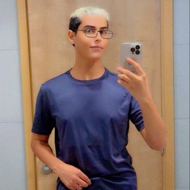 ميكي🩷 الاحد برجع الرياض😎's profile picture