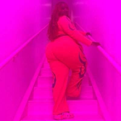 oddpapaya's profile picture