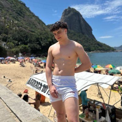 velvyropy's profile picture