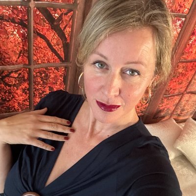 Marlene :)'s profile picture