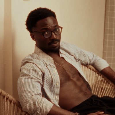 Oladapoofficial's profile picture